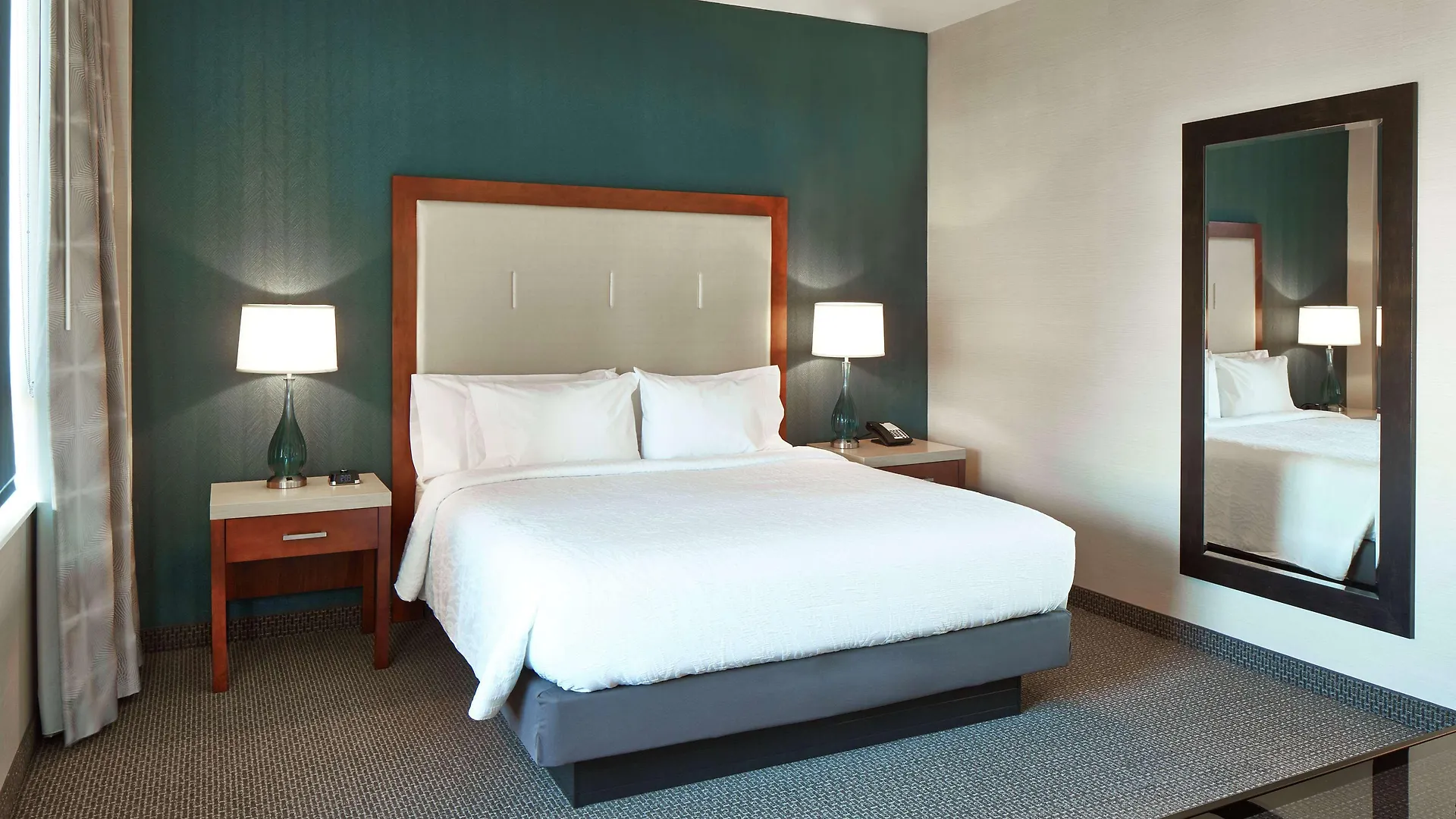 Hilton Garden Inn Phoenix Downtown Hotel