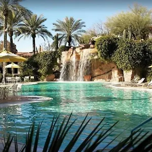 3* Resort Sheraton Desert Oasis Villas,