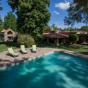 https://casa-la-galeana-eco-boutique.hotelsmendoza.com